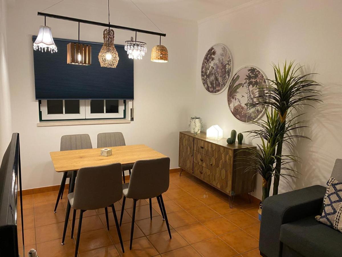 Country Town Apartment Almeirim Ngoại thất bức ảnh