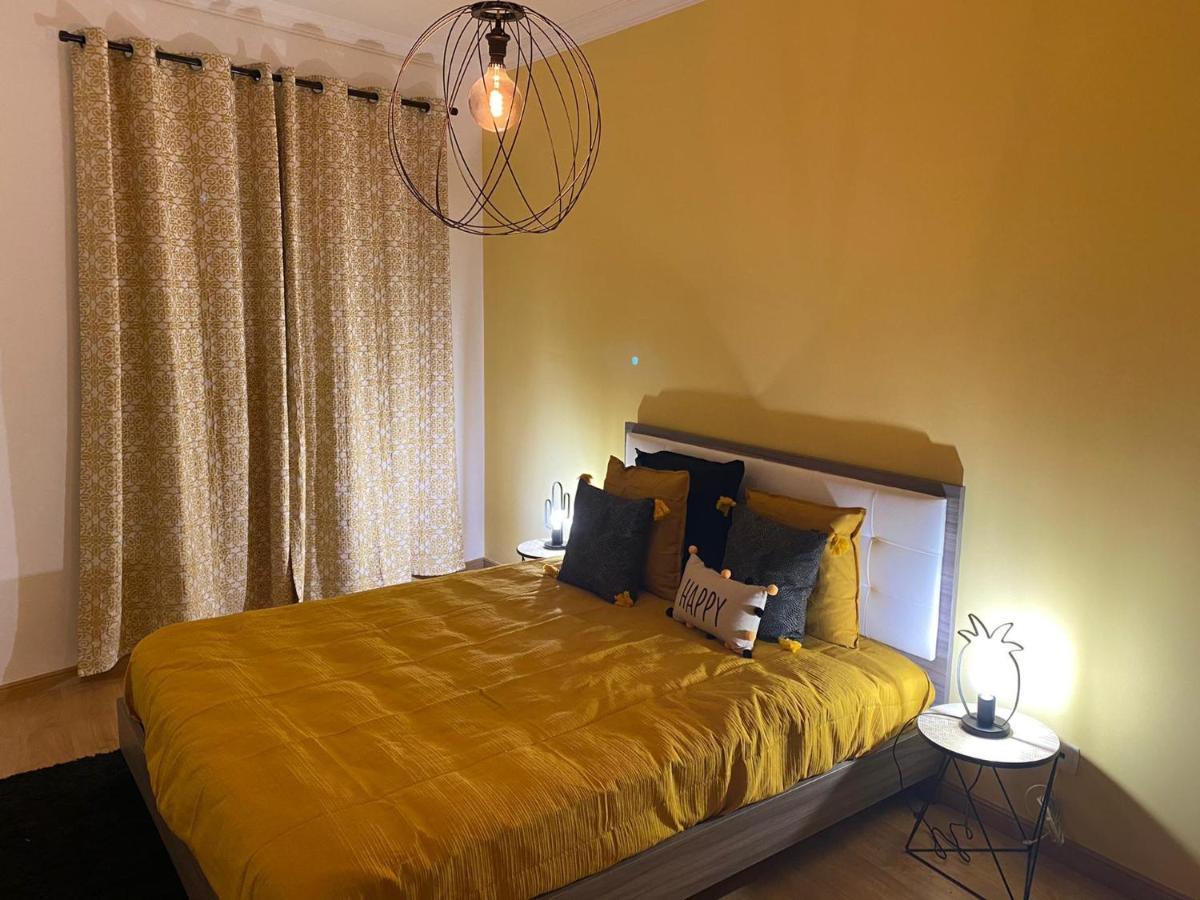 Country Town Apartment Almeirim Ngoại thất bức ảnh